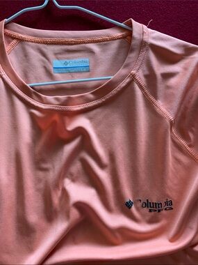 Columbia Coral Short Sleeve Performance Shirt